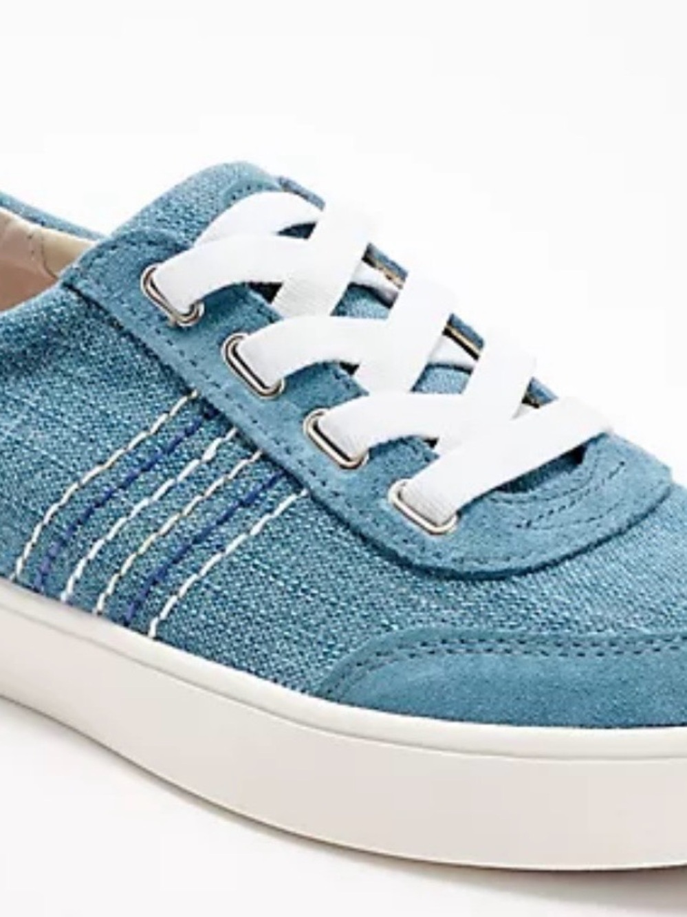 REVITALIGN Light Blue Canvas Sneakers with White Laces 10 wide new